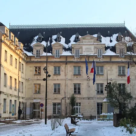 Balcon Prive, Parking Gratuit, Orly 5 Kms Appartement *