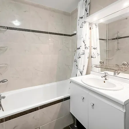 Balcon Prive, Parking Gratuit, Orly 5 Kms Appartement